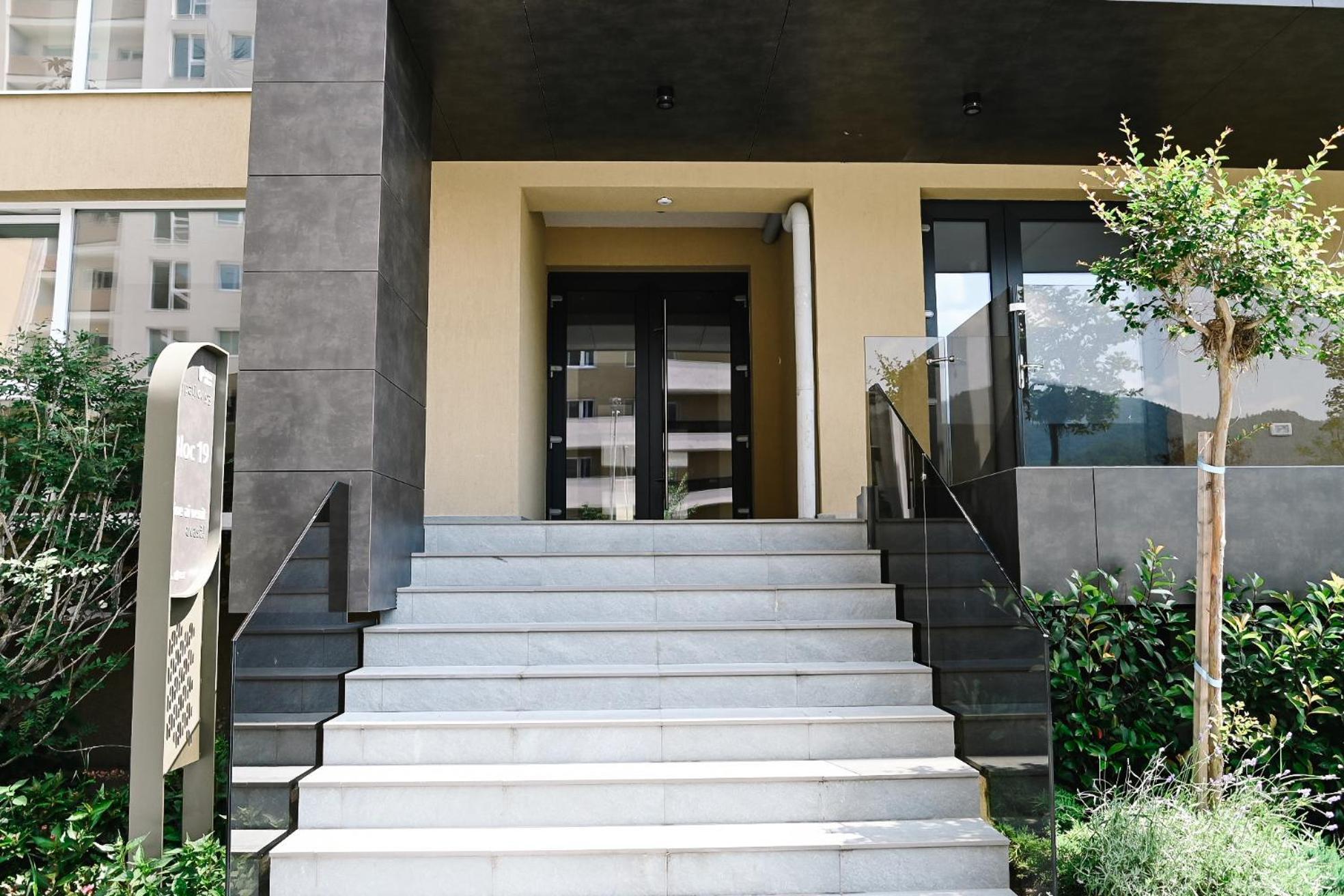 Urban Plaza - Aparthotel Braşov Dış mekan fotoğraf
