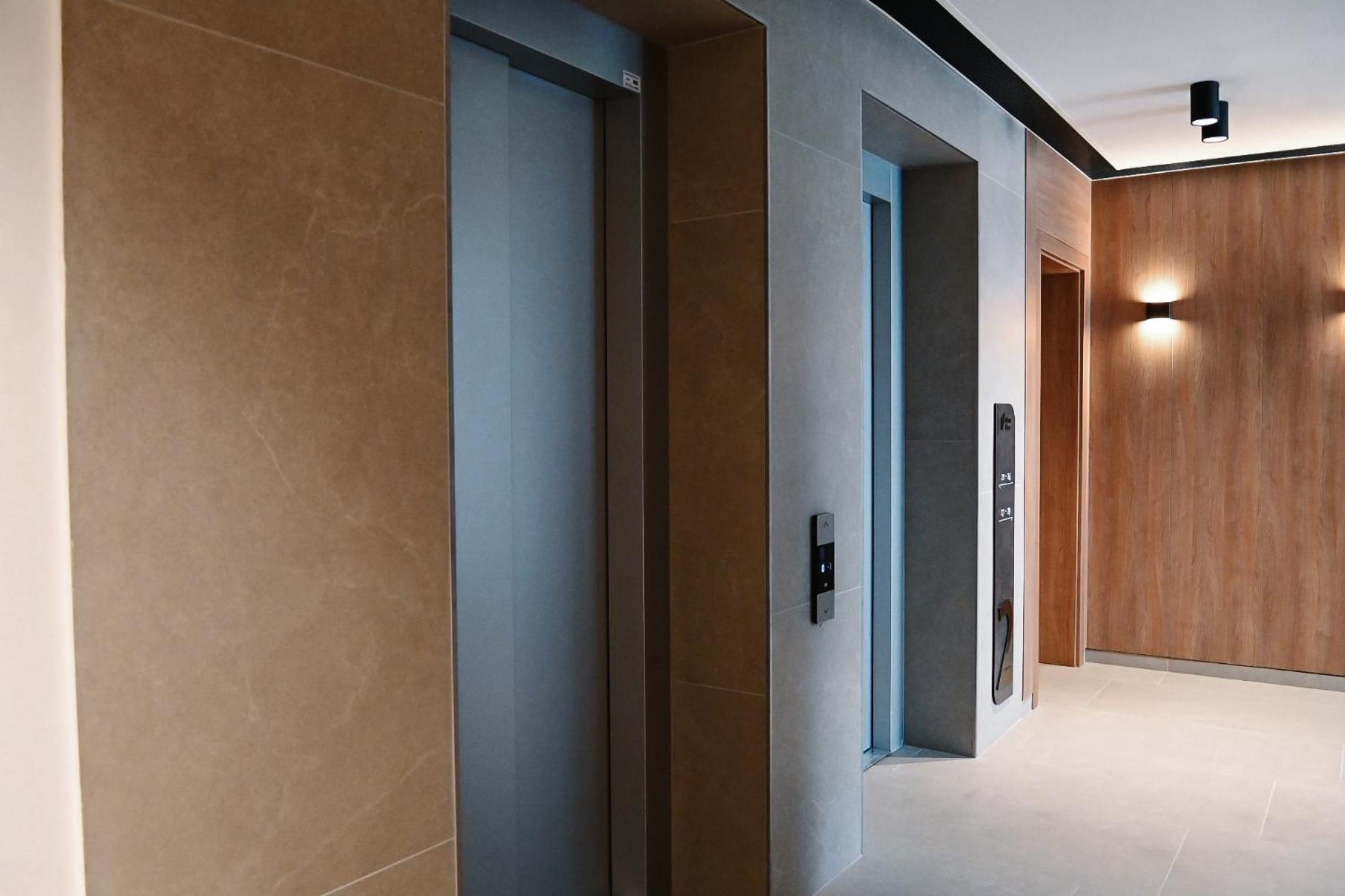 Urban Plaza - Aparthotel Braşov Dış mekan fotoğraf