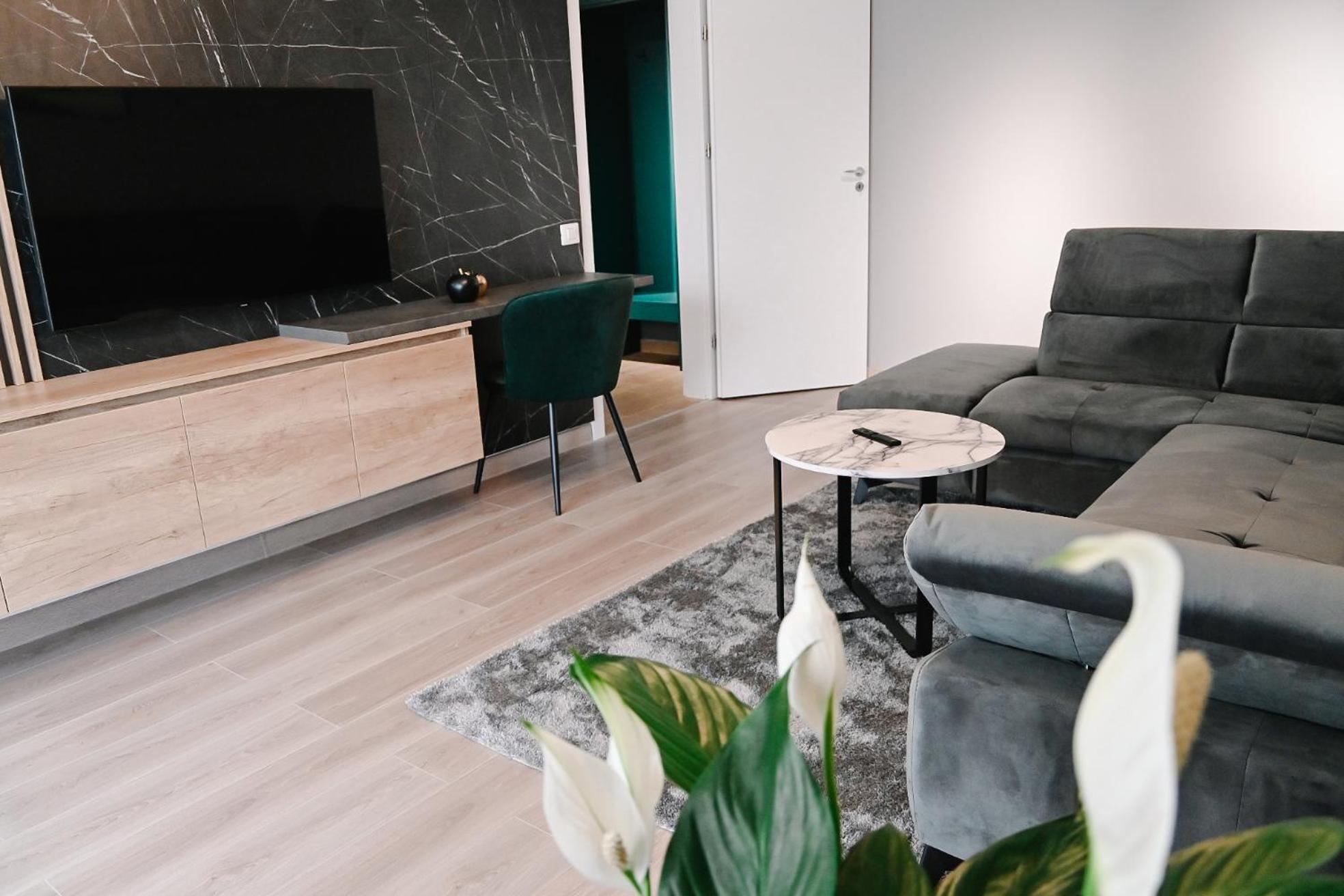 Urban Plaza - Aparthotel Braşov Dış mekan fotoğraf